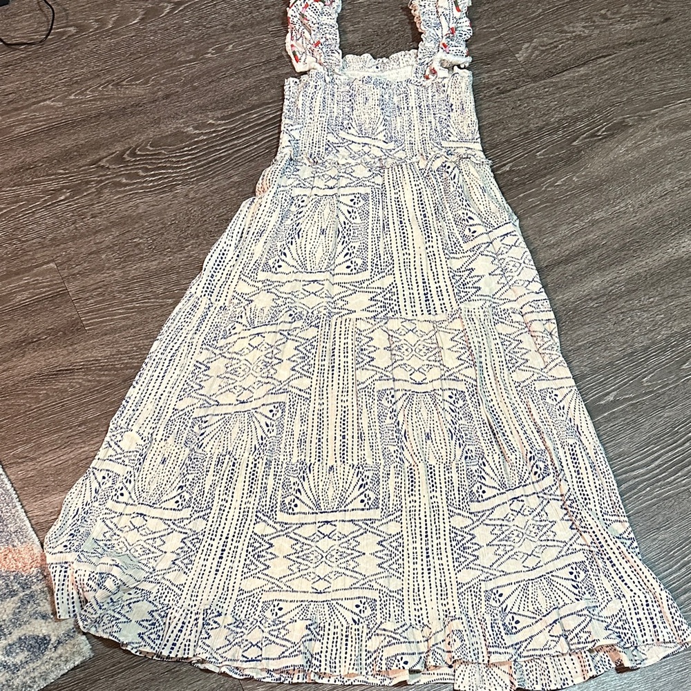 THML Cream Maxi Dress with Navy Geometric Print and Ruffle Straps - Picture 4 of 10